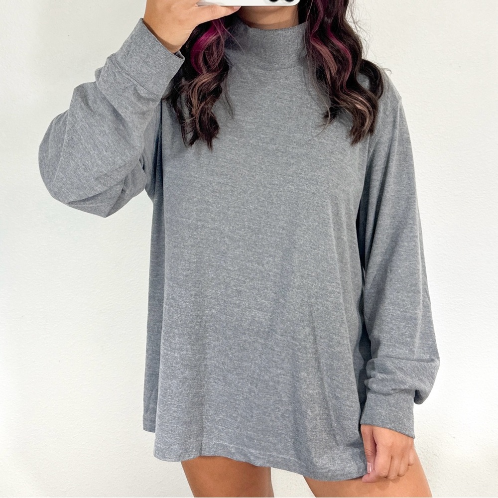 Gray mock neck long sleeve shirt